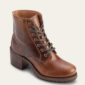 Frye Sabrina 6G Lace Up Congnac Combat Boots Vibram Soles Leather